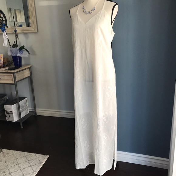 green emerald velvet dress Two Tone Angela Dress – 5th Ave Fashion main image 0